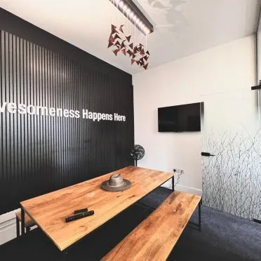 Green Park
Exeter Park Road