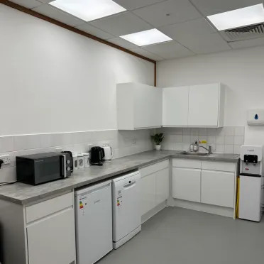 5 Oaks Court
Warwick Road
Borehamwood