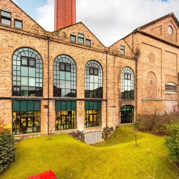 1 Papermill Wynd, Broughton