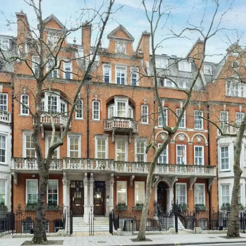 146 Buckingham Palace Road, Belgravia