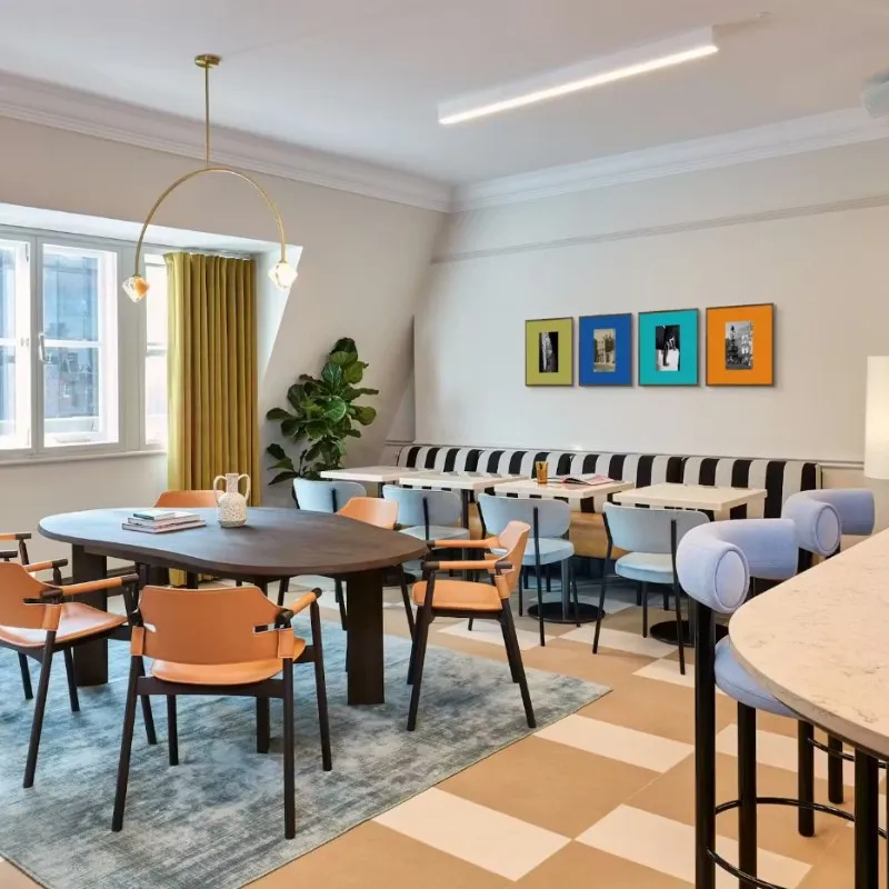 146 Buckingham Palace Road, Belgravia