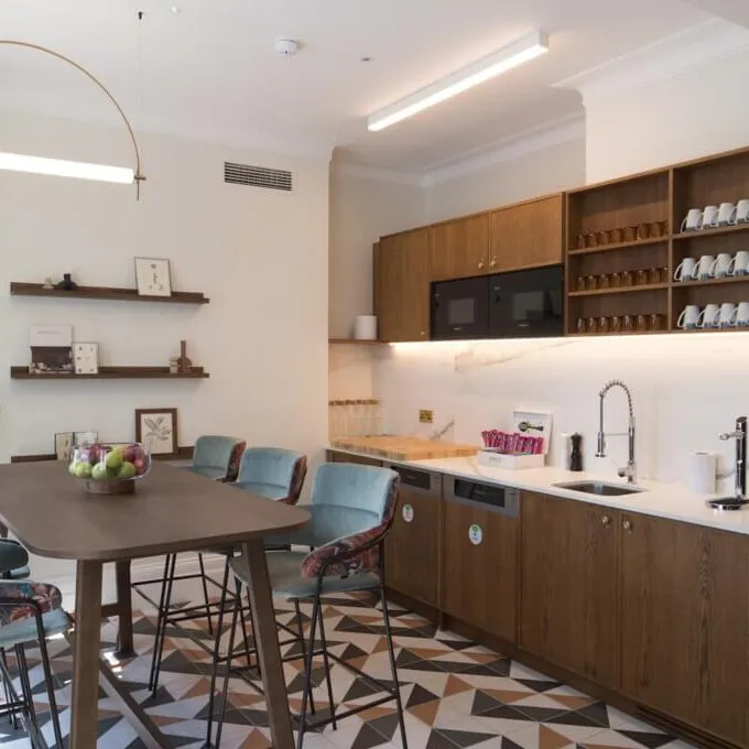 162 Buckingham Palace Road, Belgravia