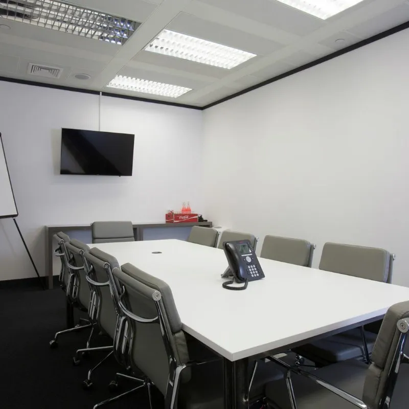 4 Thomas More Street