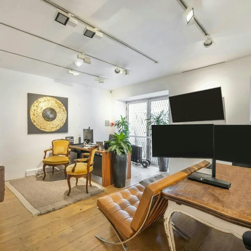 18 Newman Street, Fitzrovia