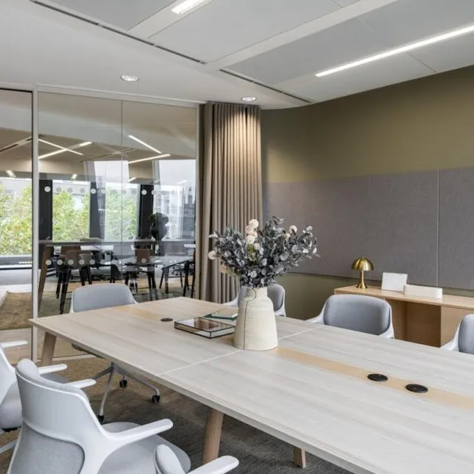 90 Bartholomew Close