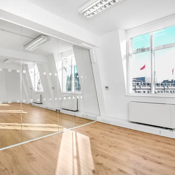 1 Conduit Street, Soho