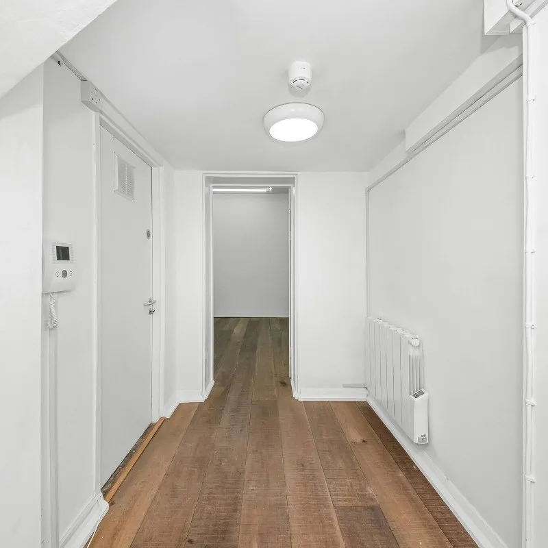 Roxburghe house, 40 Margaret Street