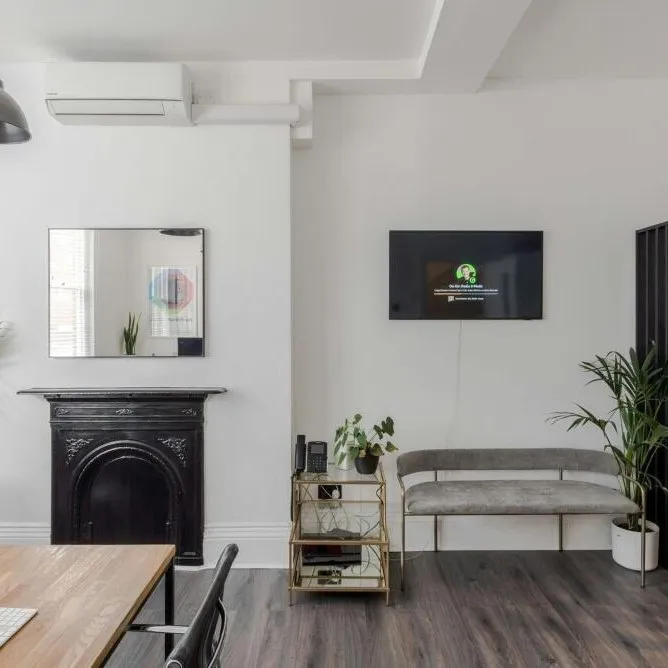 6a Great Titchfield Street, Fitzrovia