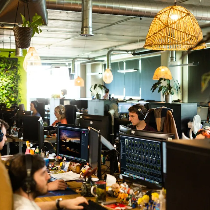 Bright Building
Pencroft Way