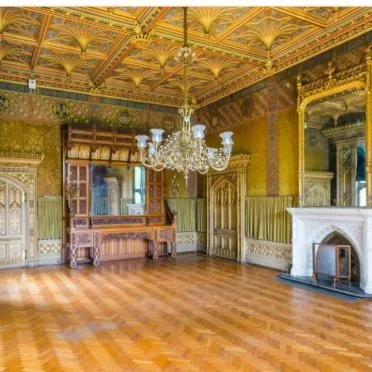 Abney Hall
Manchester Road