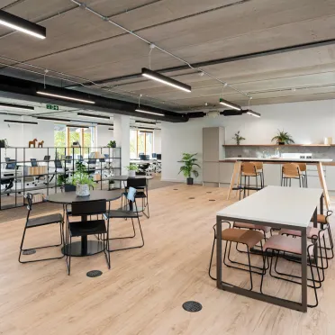 12 Bermondsey Square