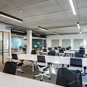 12 Bermondsey Square