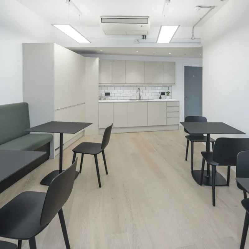 Dunstan House
14A Saint Cross Street