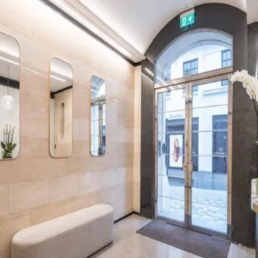 112 Jermyn Street, St. James's - SW1Y