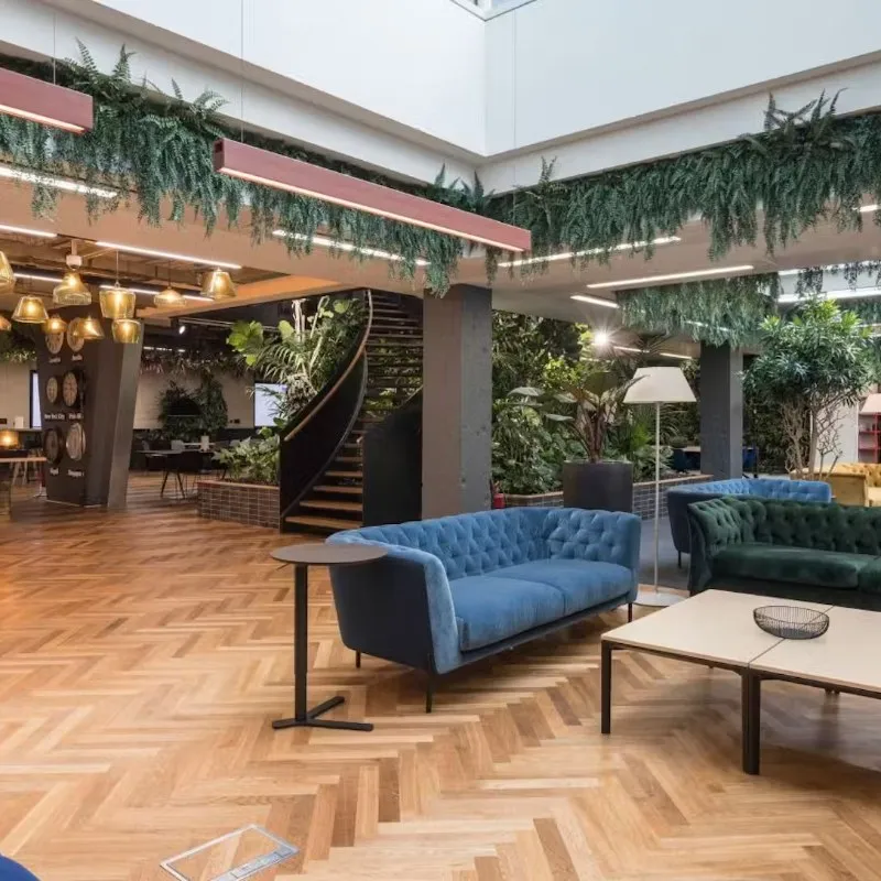 1 Knightsbridge Green