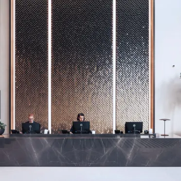 Berkeley Square House, Berkeley Square