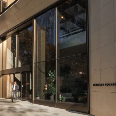 Berkeley Square House, Berkeley Square