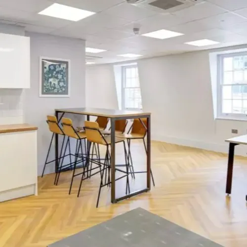 Carlyle House
235 Vauxhall Bridge Road