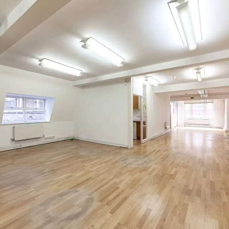 26 Eastcastle Street, Fitzrovia