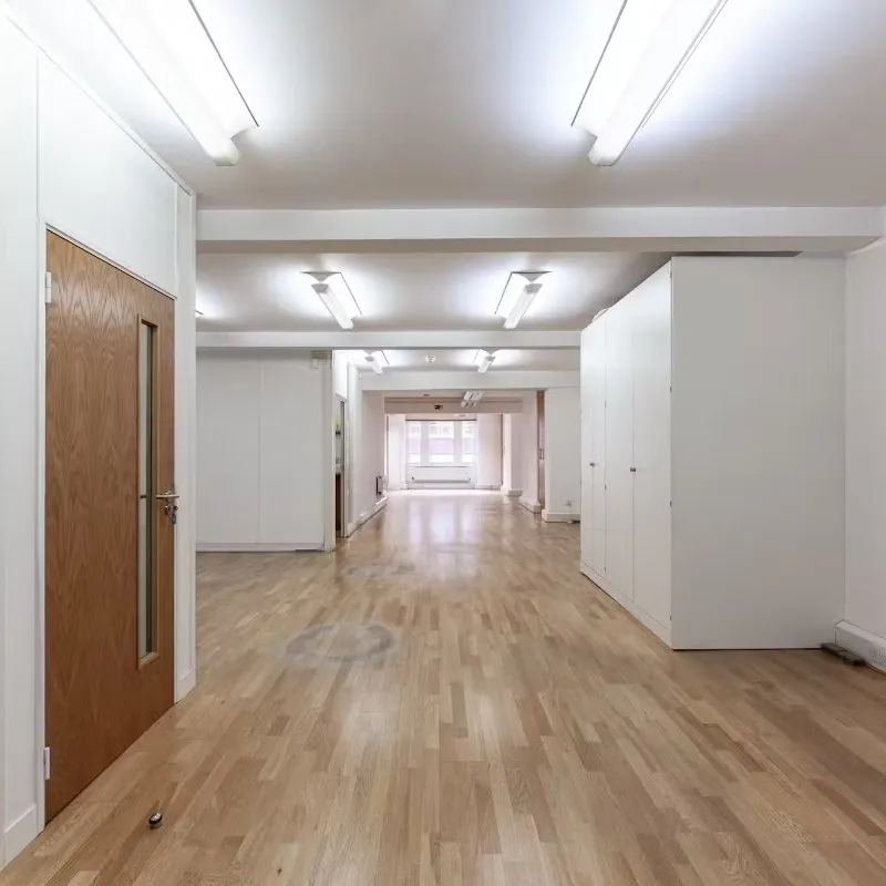 26 Eastcastle Street, Fitzrovia