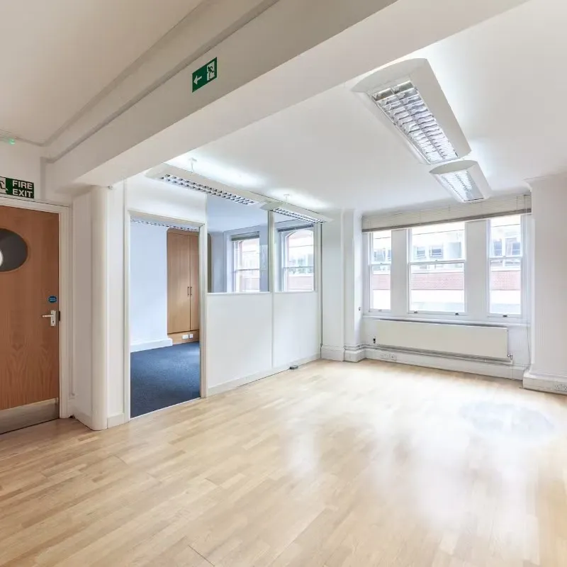 26 Eastcastle Street, Fitzrovia