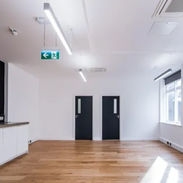 23 Clerkenwell Close