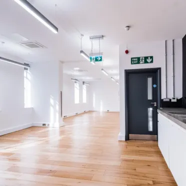 23 Clerkenwell Close