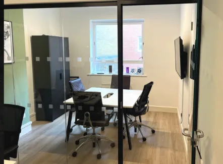 112 Clerkenwell Road, Farringdon