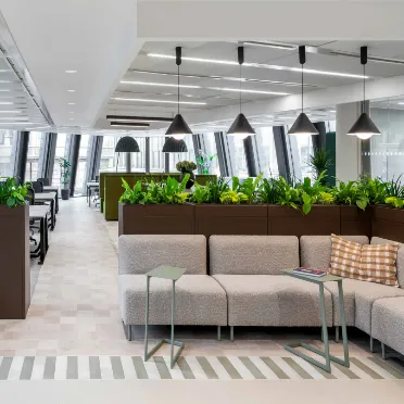 90 Bartholomew Close