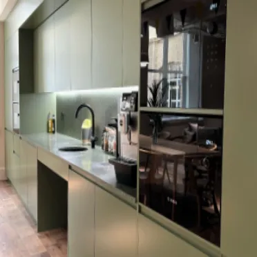 1 Battle Bridge Lane