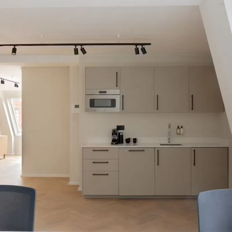 17 Saint Anne's Court