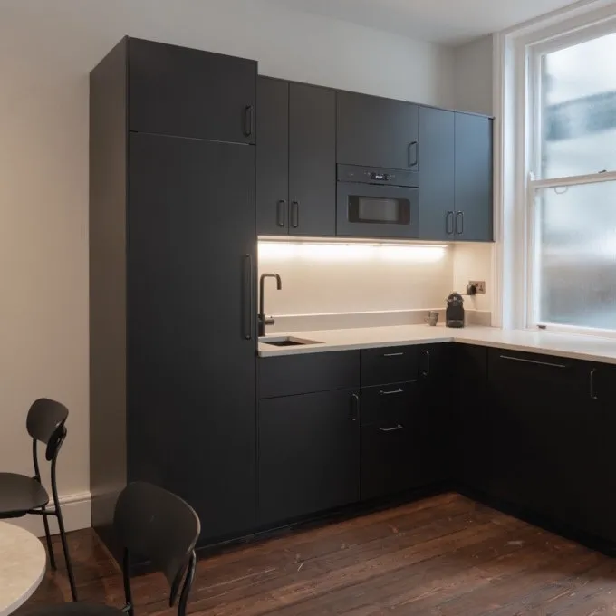 20 Eastcastle Street