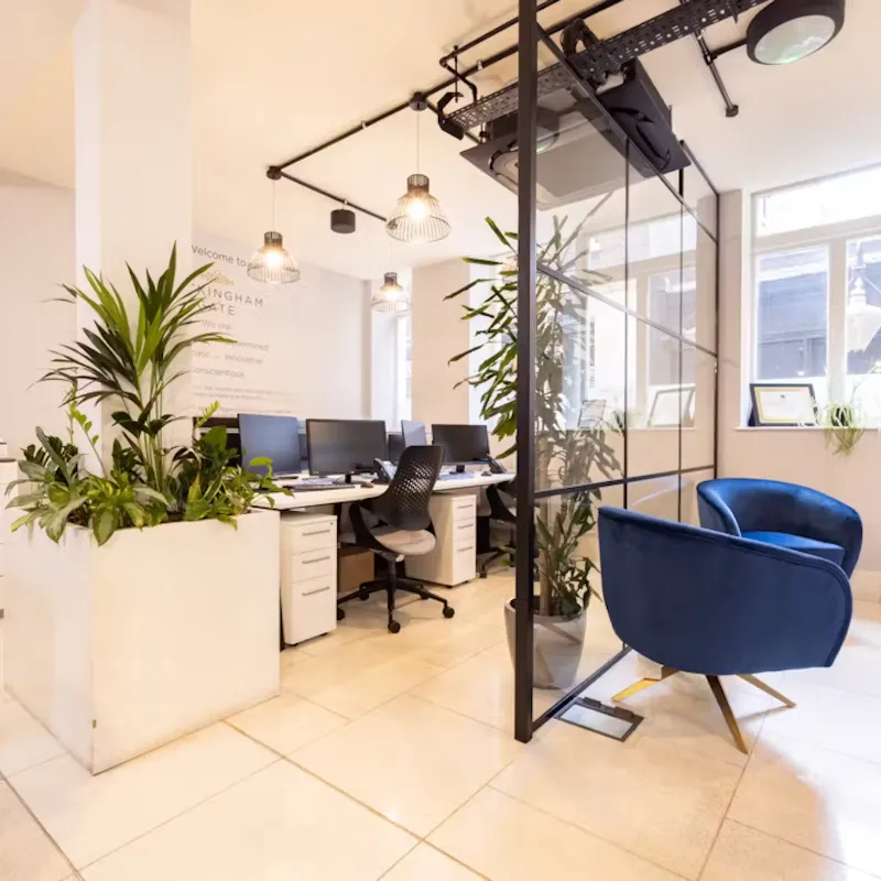 25 Northumberland Ave, London - WC2N