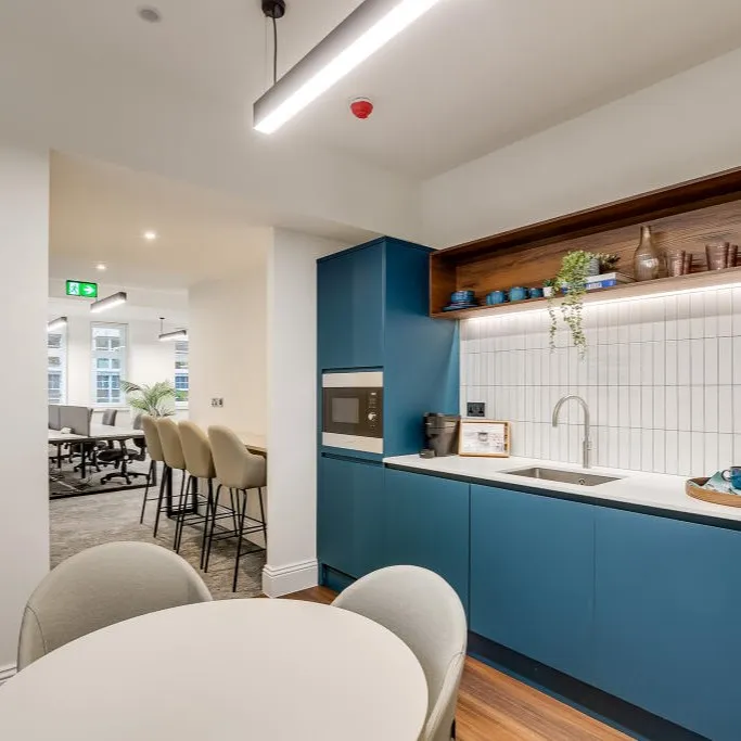 8 Laurence Pountney Hill