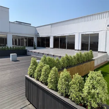 West Link House
981 Great West Road