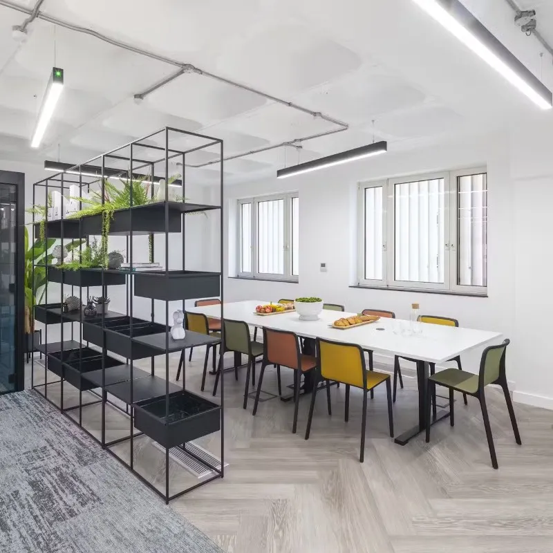 Carthusian Court
12 Carthusian Street