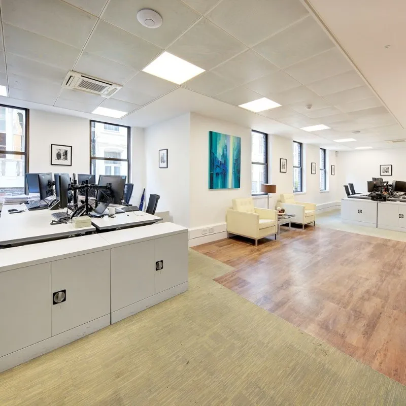 32-33 Saint James's Place