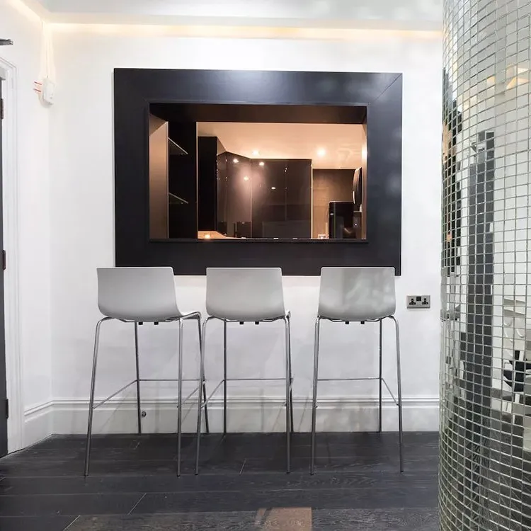 11 Saint John Street