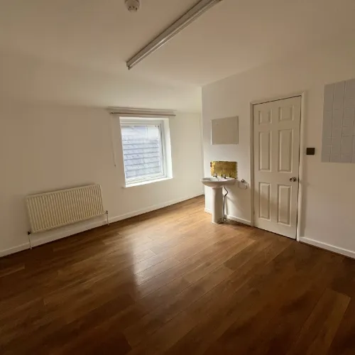 189 Chapel Street
Manchester