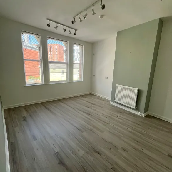 189 Chapel Street
Manchester