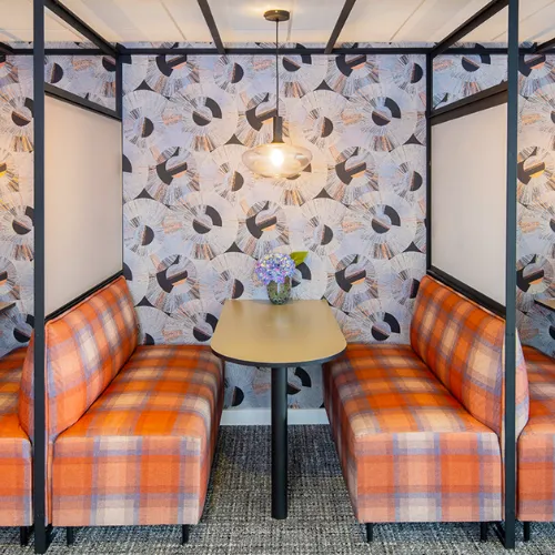 282 Farnborough Road