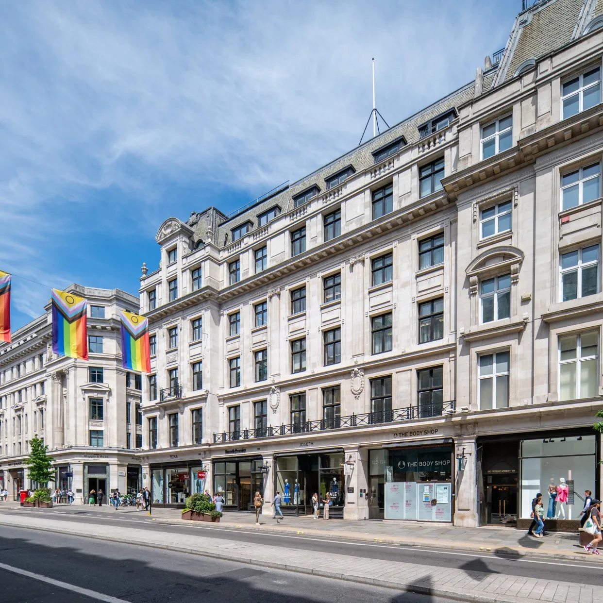 122-124 Regent St., London - W1B