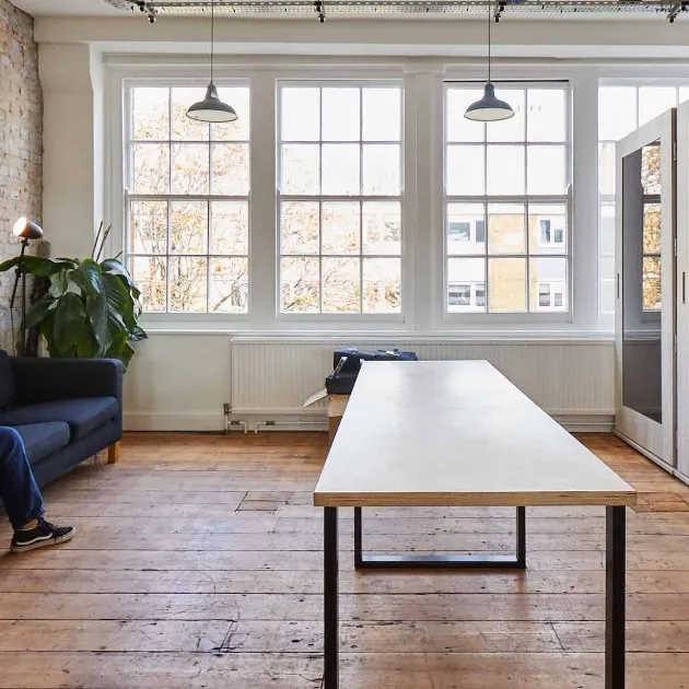 Overseas House,
Old Street