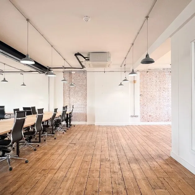 Overseas House,
Old Street