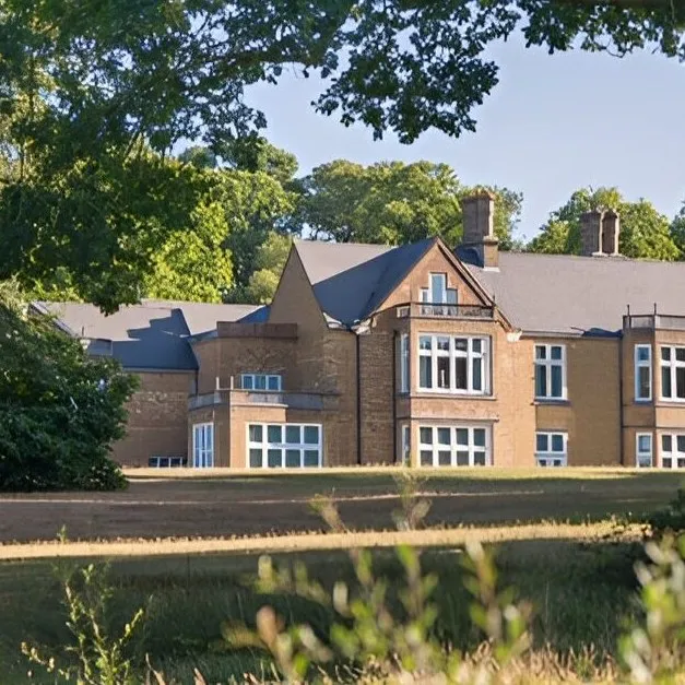 Lily Hill House - RG12