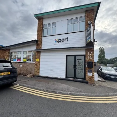 Station Close, Potters Bar, EN6