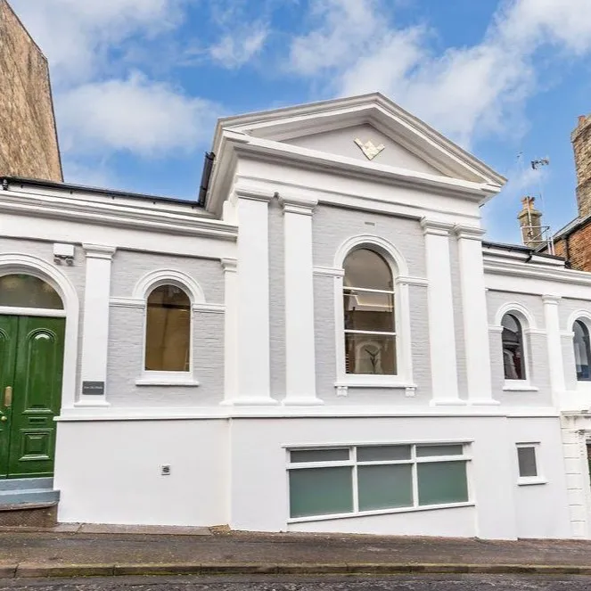 6 Saint Michael's Road