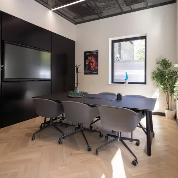 Riverside House, 
Crayfeilds Business Park,
1 New Mill Road