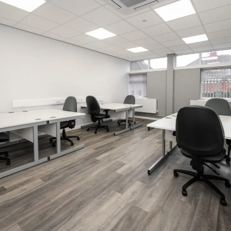 Business Centre
117 Queen Street