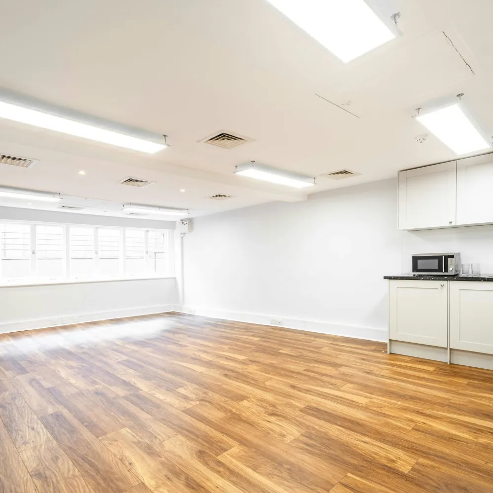 22-23 Widegate Street